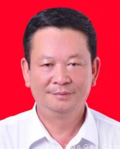 徐春华：一句承诺，换来家乡旧貌换新颜。