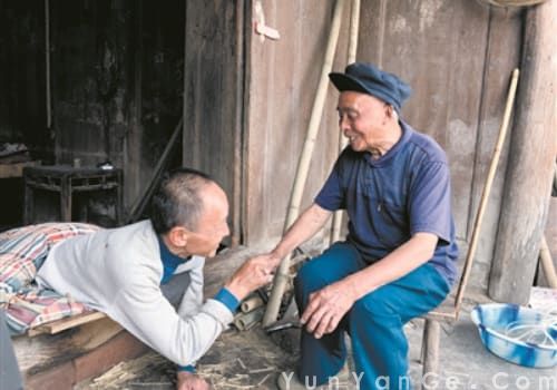 罗万森：一句承诺半生坚守。