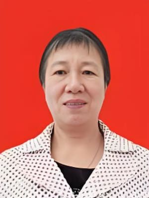 刘再荣：悉心照顾特残军人丈夫42载的坚强妇女。