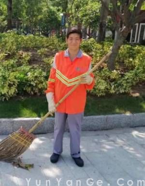 潘宣琴：单亲母亲孤身撑起1个家，照料重病儿女成长。