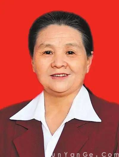 郭建华：她为群众放映电影1.3万多场，被群众称为“放电影的好闺女”